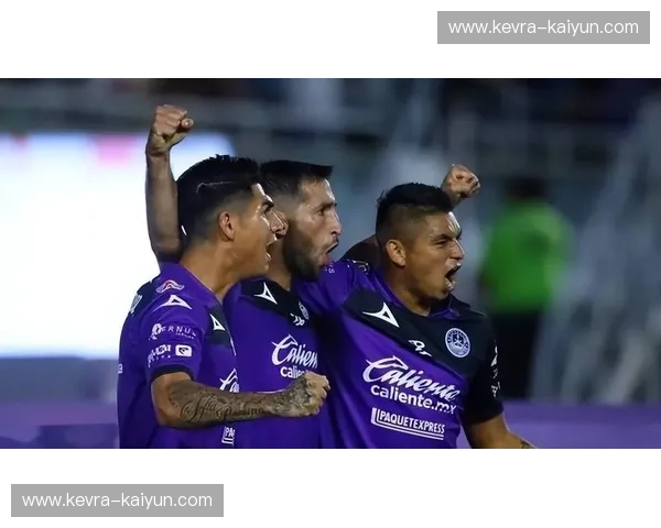 红白图腾的意志与地狱深处的烈焰：瓜达拉哈拉vs托卢卡，一场关于信仰与征服的墨超史诗